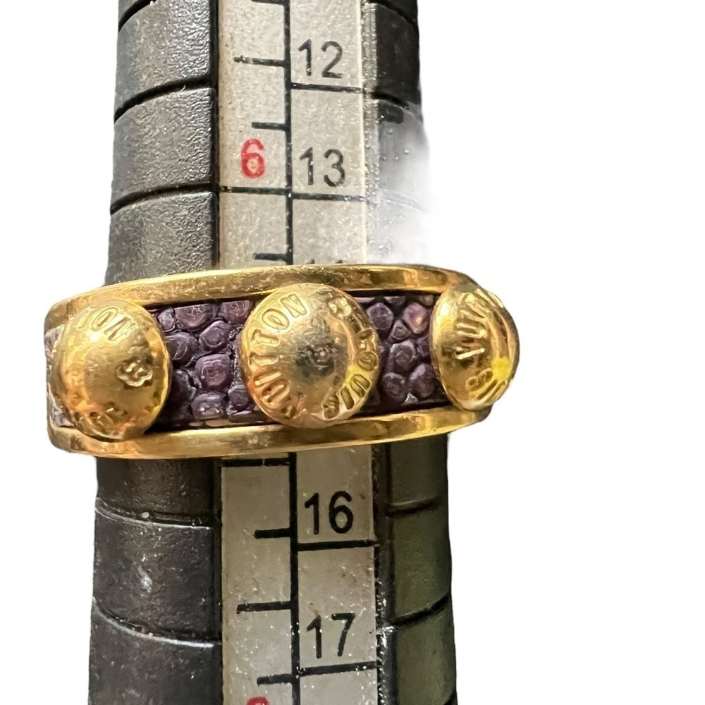 Louis Vuitton Stingray gimme a Clue Ring - Picture 9 of 10